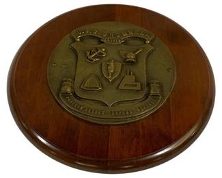 6617 - Viss Cromwell Brass/Wood Wall Plaque - 9 x 12