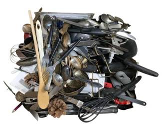 7012 - Box of Assorted Kitcen Utensils
