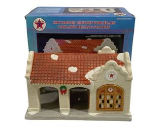 4127 - Texaco Porcelain Oaklawn Filling Station w/ Box