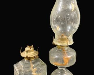 4915 - Vintage Glass Oil Lamps - 17" Tall (Description): 1 Missing Globe