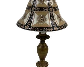 5265 - Vintage Glass Shade Table Lamp - 20" Tall (Description): working condition, used as is electric/electronic/mechanical item. No guarantee all components present