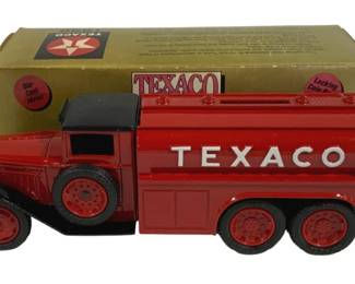 4112 - Texaco 1930 Diamond Fuel Tanker Bank w/ Box