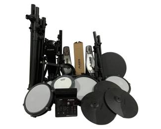 6204 - Alesis Nitro Max Drum Module Electric Drum Set