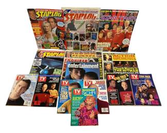 4002 - 14 Star Trek Magazines