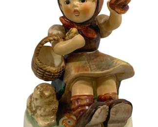 4220 - Goebel Farewell - 4 3/4" Tall