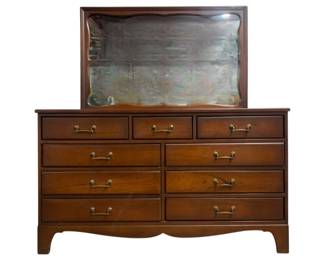 6268 - Dresser w/ Mirror 65 x 58 x 20