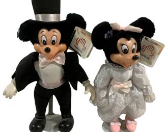 6423 - Mickey and Minnie Dolls w/ stands