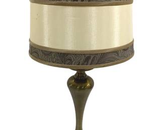 5244 - Vintage Bronze/Metal Table Lamp - 27.5" Tall (Description): working condition, used as is electric/electronic/mechanical item. No guarantee all components present