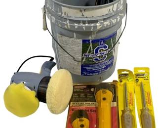 6483 - Assorted Items (Description): Used as is electric/electronic/mechanical item. No guarantee all components, untested.