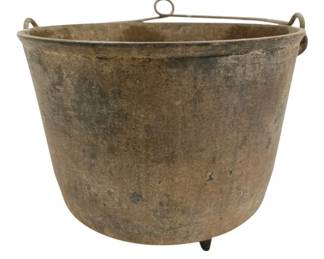 7360 - Cast Iron Bean Pot w/ Handle - 8 x 11