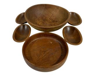5624 - 6 Assorted Sizes Wood Bowls