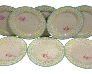 4224 - 8 Plastic Plates - 10.25" Round