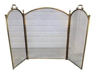 4994 - Vintage 3 Panel Brass Wire Mesh Fireplace Screen (Description): 34 x 52