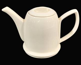5151 - Vintage Teapot - 7 x 9.5