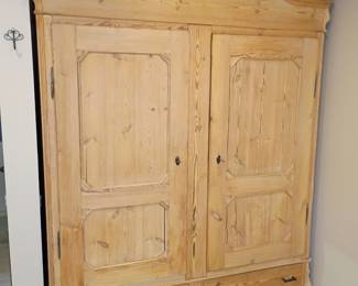 Pine armoire