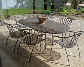 Outdoor metal table and chairs set