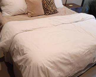 King size bed