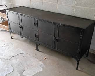 Industrial/metal cabinet