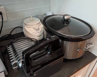 Crock-Pot Slow Cooker and Black+Decker Hand Mixer