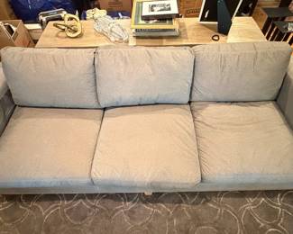 LEE Industries Three-Seater Sofa