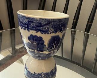 Blue Willow Pattern Egg Cup