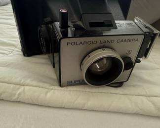 Polaroid Super Colorpack Land Camera