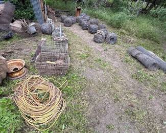 A lot of New Barbed Wire, Wire Baskets