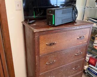 TV , Chest Of Drawers
