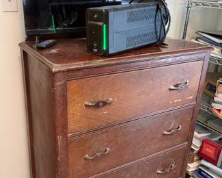 TV , Chest Of Drawers