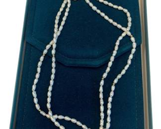 1029 - Freshwater Pearls and Sterling Silver Necklace (Description): Comes with Case. Necklace is 18 inches in length and Stamped.
