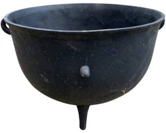 22 - Cast Iron Kettle - 10 x 12 x 18