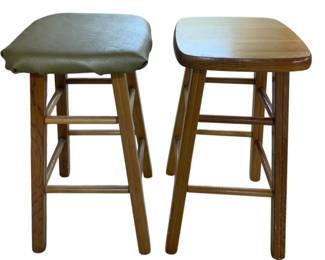 558 - 2 Barstools - 1 w/ Cushion - 24 x 13 x 13