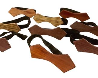 252 - 9 Wooden Bow Ties - 6 Inches