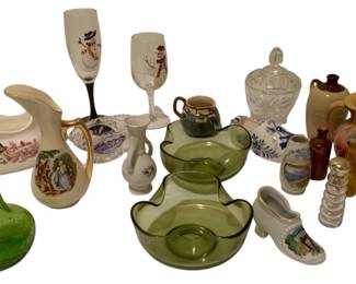 282 - Misc Trinkets and Glassware