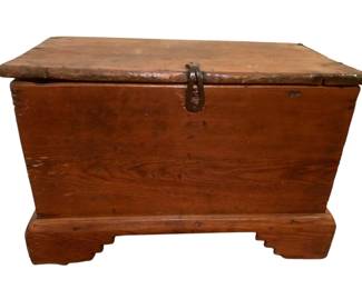 347 - Wooden Lift Top Trunk - 19 x 29 x 17