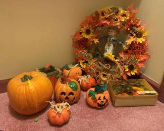 401 - Group Lot of Assorted Fall Decor Items