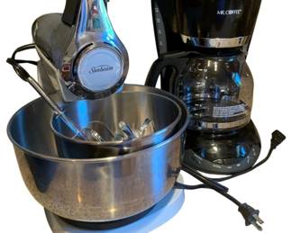 188 - Coffee Pot and Mixer (Description): Mixer has Manual and Bag