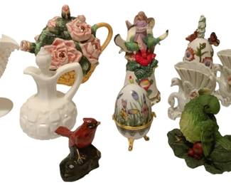 275 - Assorted Trinkets