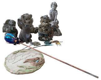 112 - Lot of Outdoor Decor