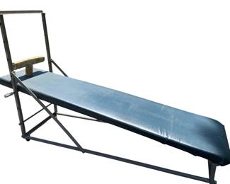 30 - Abdominal Bench - 49 x 76 x 24