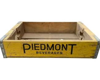 61 - Piedmont Beverages Danville, VA Crate (Description): 4 x 18.5 x 12