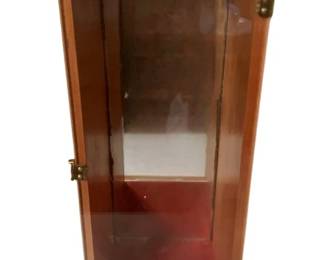 224 - Display Cabinet - 18 x 8 x 7