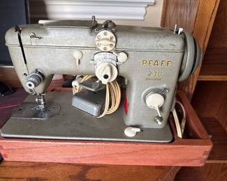 Pfaff 230 sewing machine
