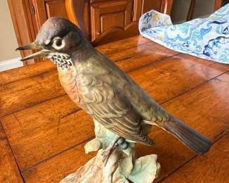 Porcelain bird
