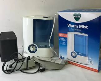 Vicks Warm Mist Humidifier with Accessories and Electronics