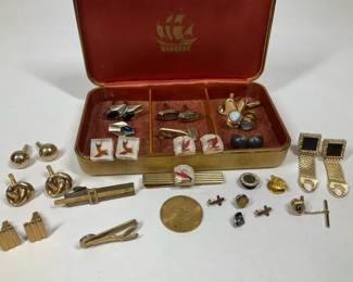 Vintage Mens Tie Clips And Cuff Links