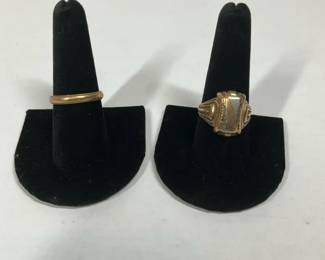 Mens 10K  14K Gold Ring Band  Signet Style Rings