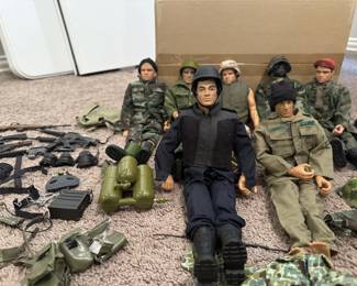 Vote rage American Soldier Dolls with uniforms and gear