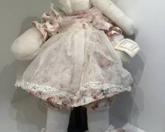 Bunnies by the Ray :Cupcake