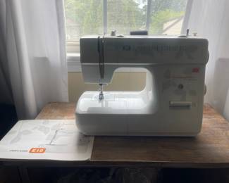 Husqvarna Viking Huskystar E10 Sewing Machine